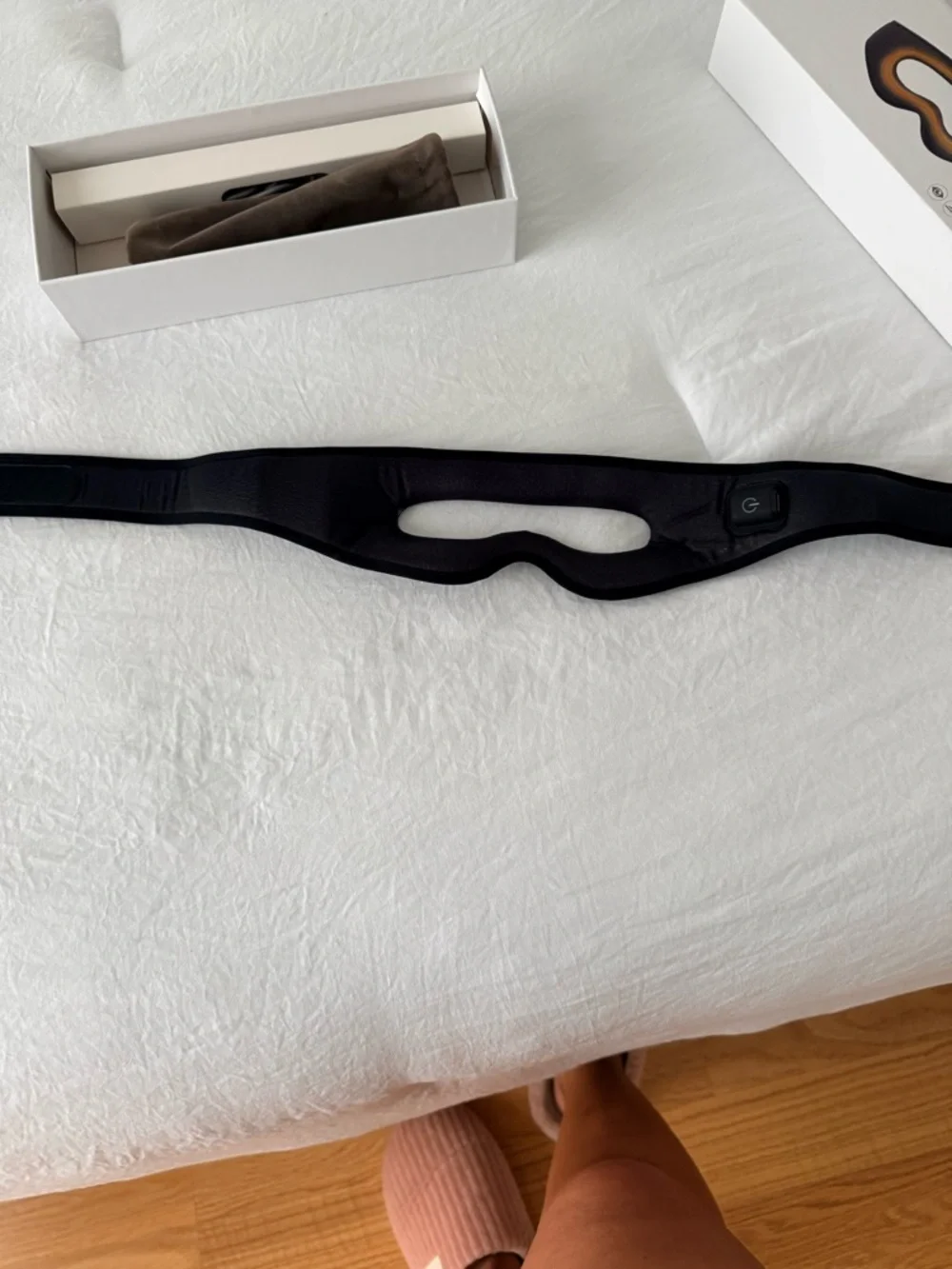 OXTONTILE 3D Heat Visible Eye Mask - Black with Orange Accent
